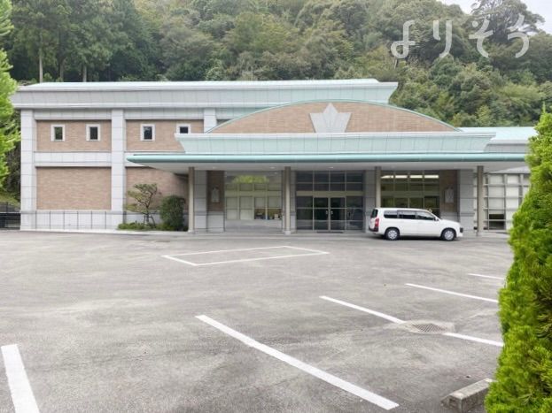 山口市徳地斎場の外観写真です（2枚目）