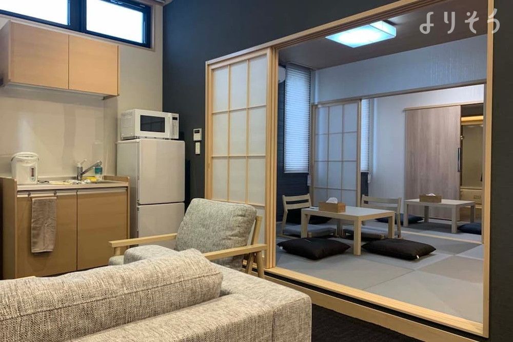セレモの家族葬 津みなみ店の親族控室写真です（1枚目）