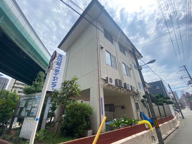玉川コミュニティーセンターの外観写真です（3枚目）