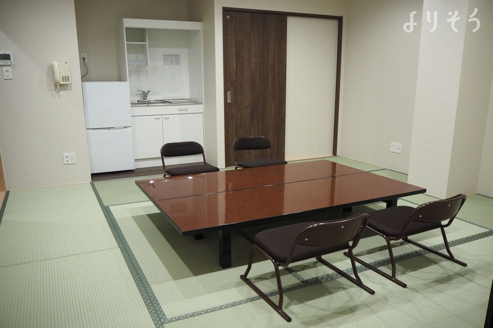 心優堂 中通会館の控室写真です