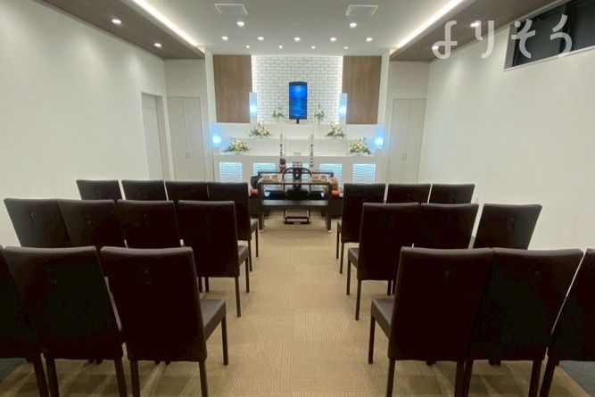 家族葬のトワーズ 静岡千代田のホール写真です（1枚目）