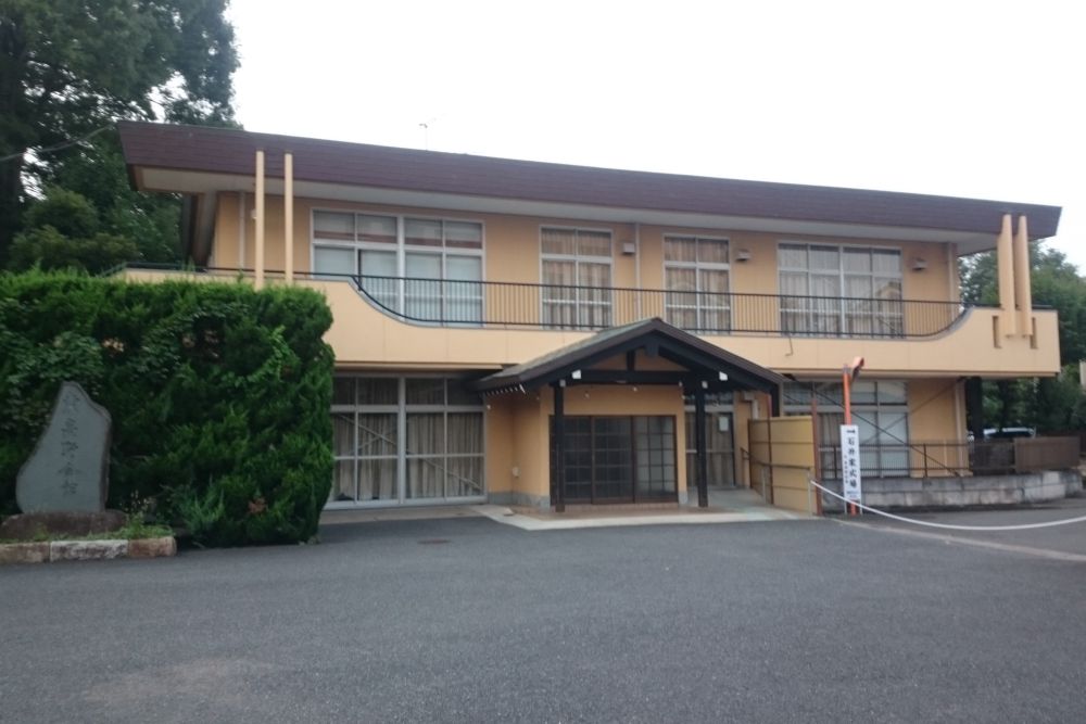 東高野会館の外観写真です（2枚目）