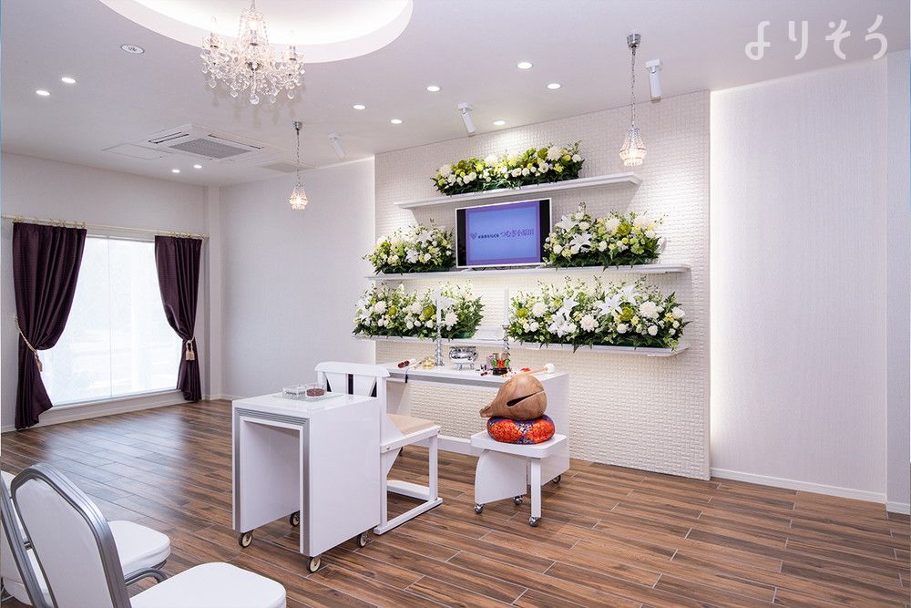 家族葬専用式場 つむぎ小原田のホール写真です（2枚目）