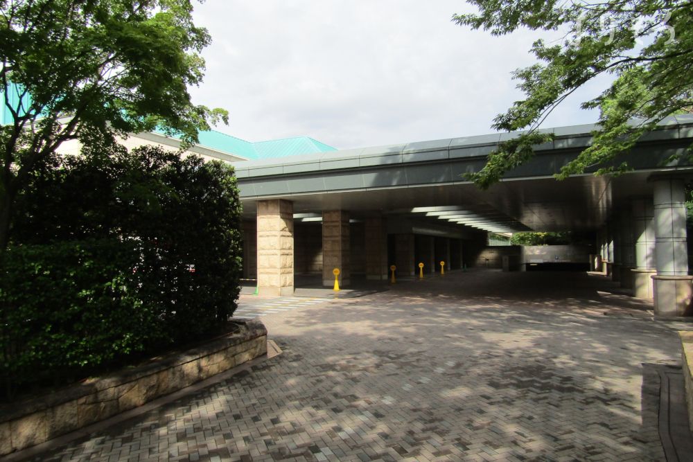 箕面市立聖苑の外観写真です（2枚目）