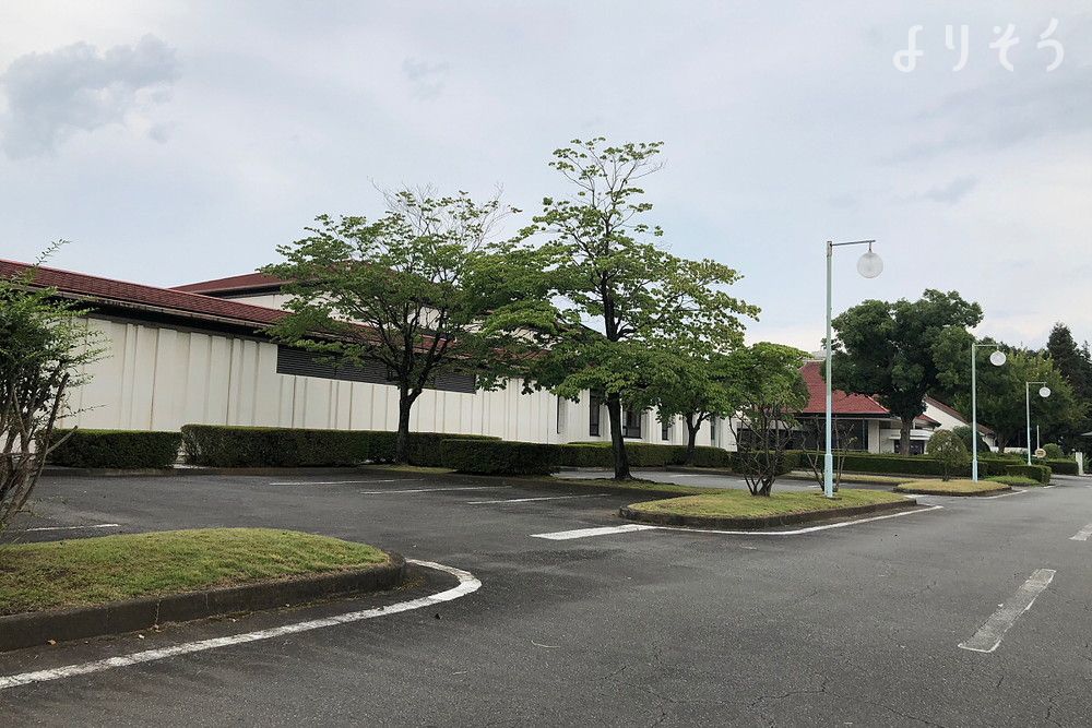 桐生市斎場の駐車場写真です（2枚目）