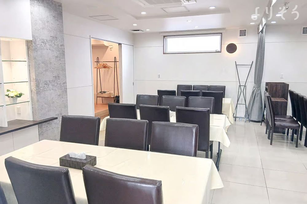 家族葬のカナクラオールストーン松山山越のお清め所(会食室)の画像