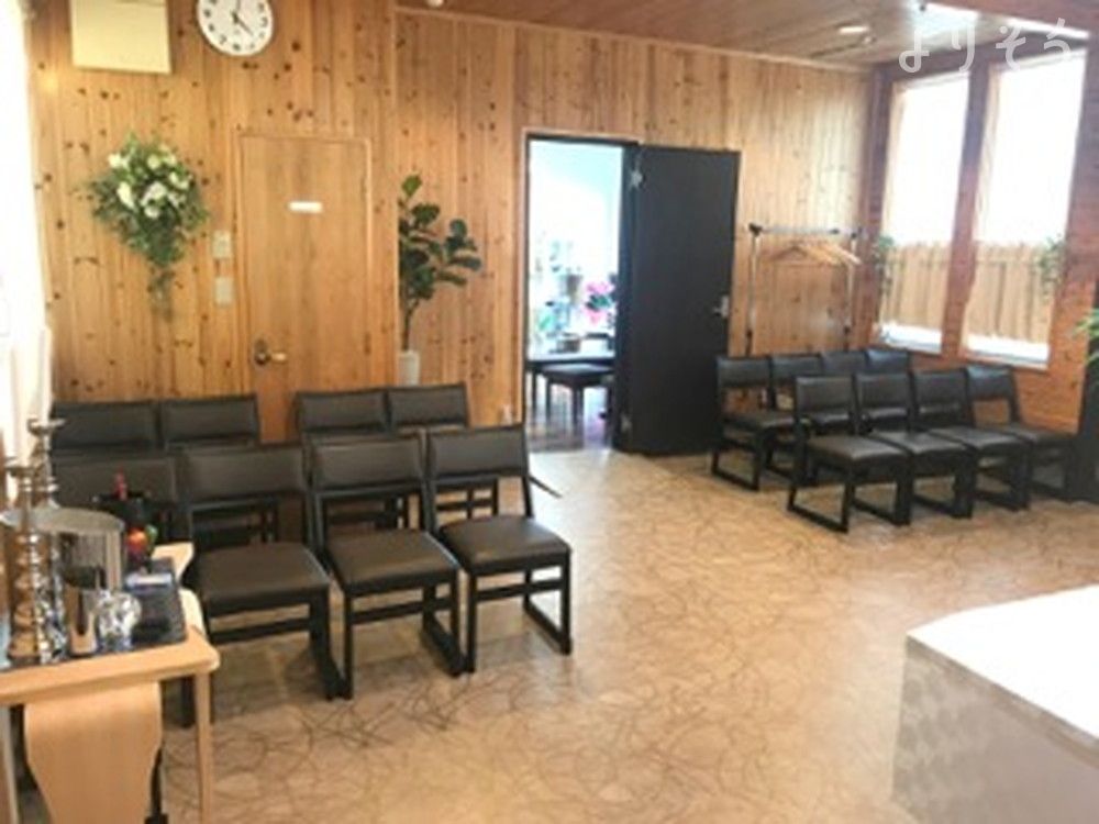 川間駅前家族葬ホールの内観写真です（2枚目）