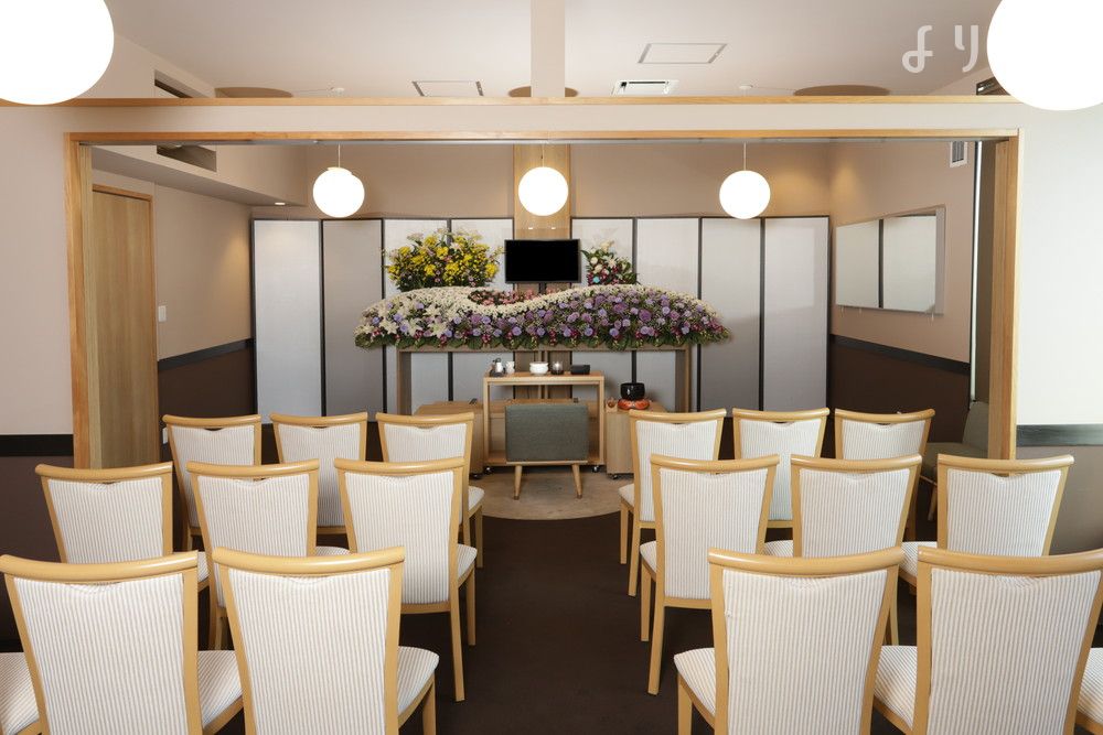 よりそう提携斎場(大阪府東大阪市荒本西1-1-2)のホールの画像