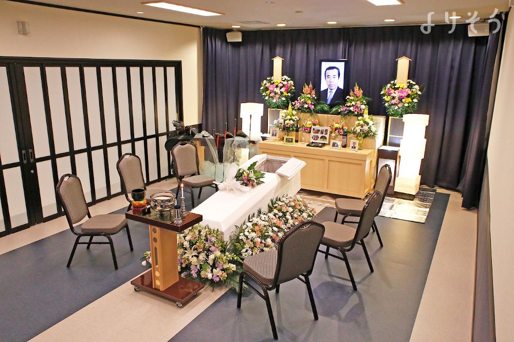 よりそう提携斎場(東京都八王子市左入町920-1)のホール写真です（2枚目）