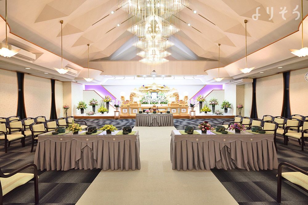 東海典礼本館のホール写真です（2枚目）