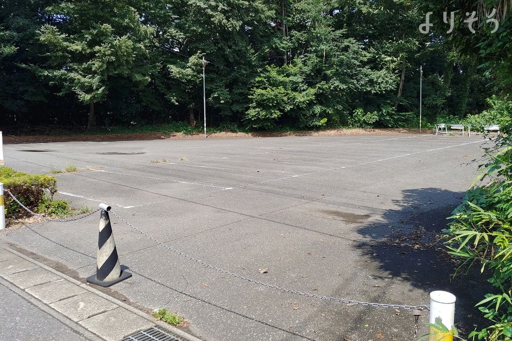 野田市関宿斎場の駐車場写真です（2枚目）