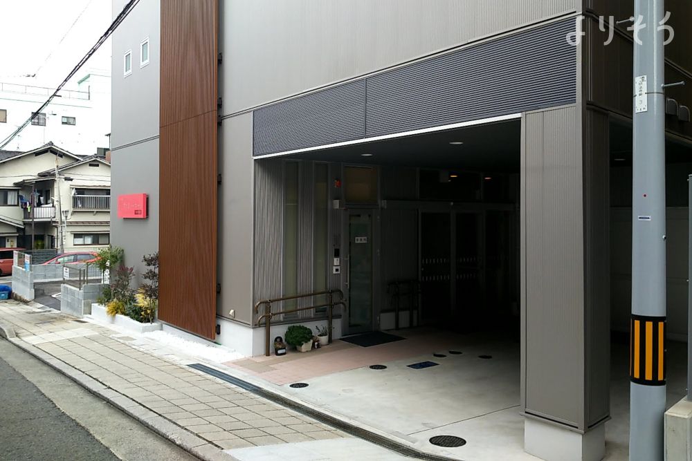 報恩舎ファミリーホール呉中央の外観写真です（3枚目）