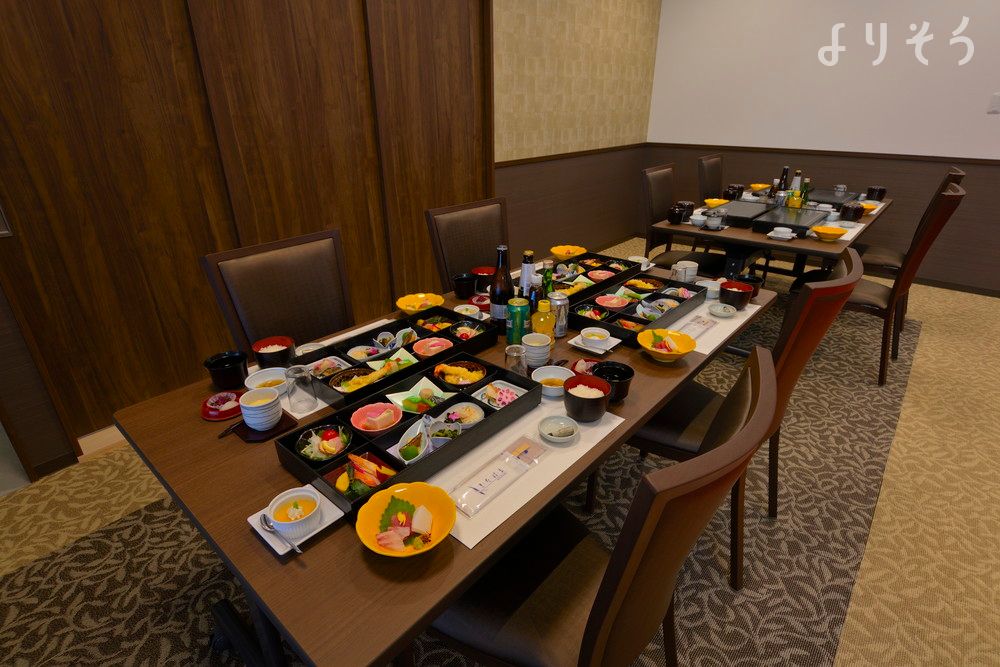 よりそう提携斎場(大阪府松原市天美東2-84-8)のお清め所（会食室）の画像