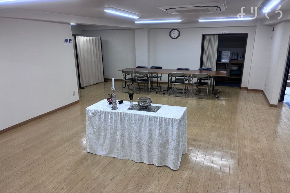 よりそう提携斎場(東京都杉並区梅里1-4-23)のホール写真です（1枚目）