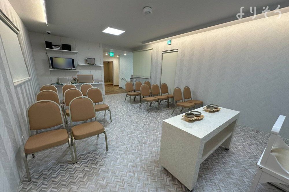 ティア横須賀中央のホール写真です（2枚目）