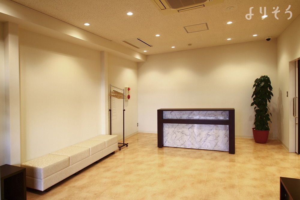 雅葬祭いちい会館のエントランス写真です