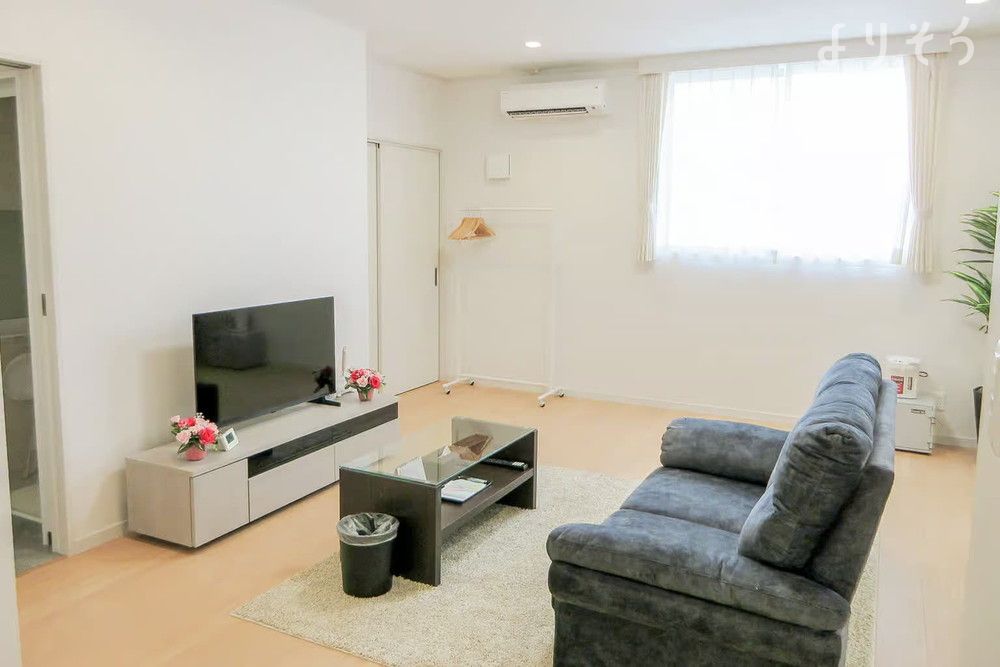 家族葬の仙和 石巻 清水町ホールの親族控室写真です（1枚目）