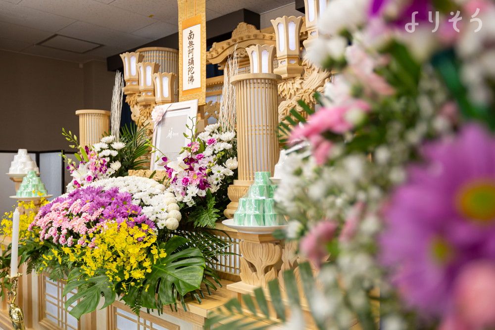 八女斎場の祭壇写真です（2枚目）