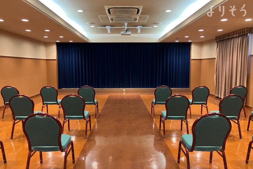 立川メモリアルホールのホール写真です（2枚目）