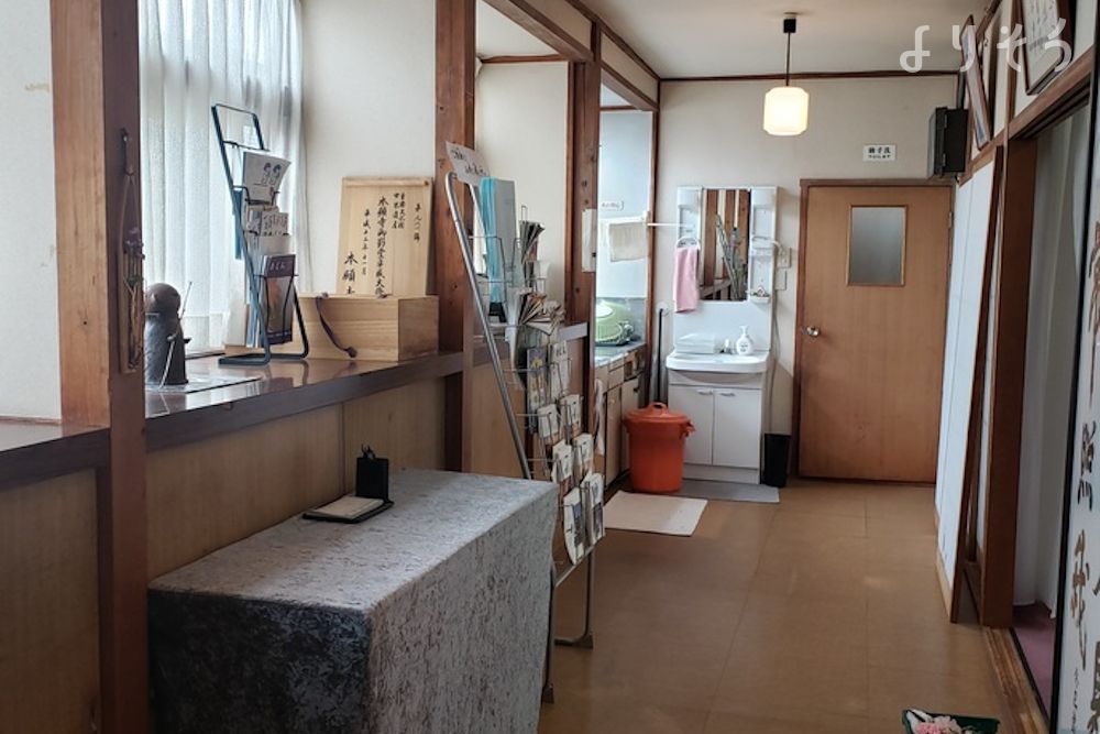 誓願寺の内観写真です