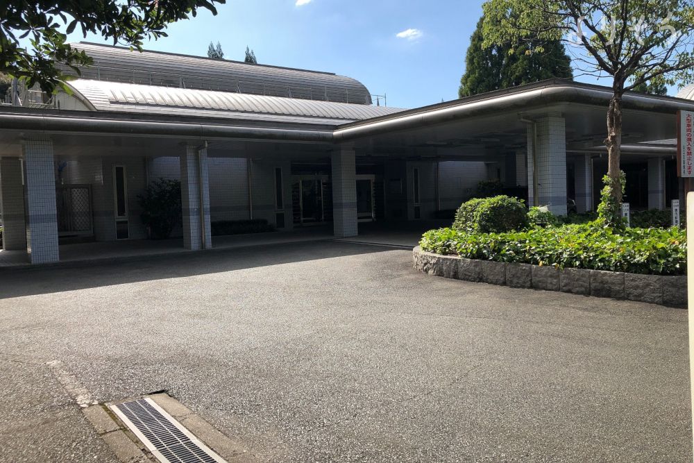 山口市仁保斎場の外観写真です（2枚目）