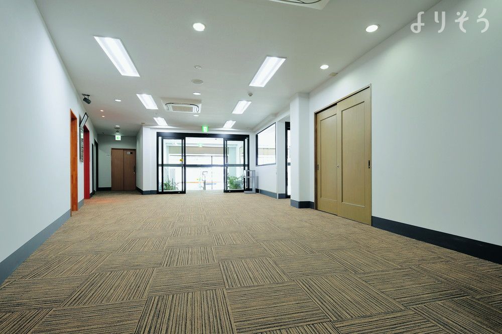 白山斎場のエントランスの画像