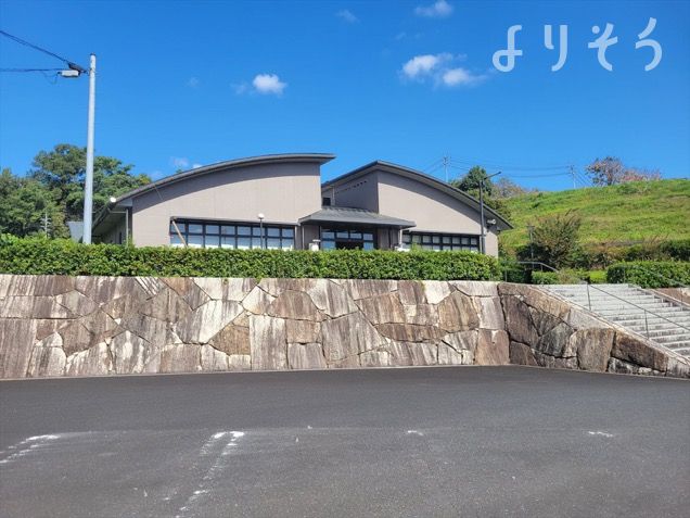 津山市総合斎場の外観写真です（3枚目）