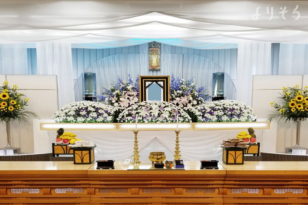 家族葬のディアネス 東区博善斎場の祭壇の画像