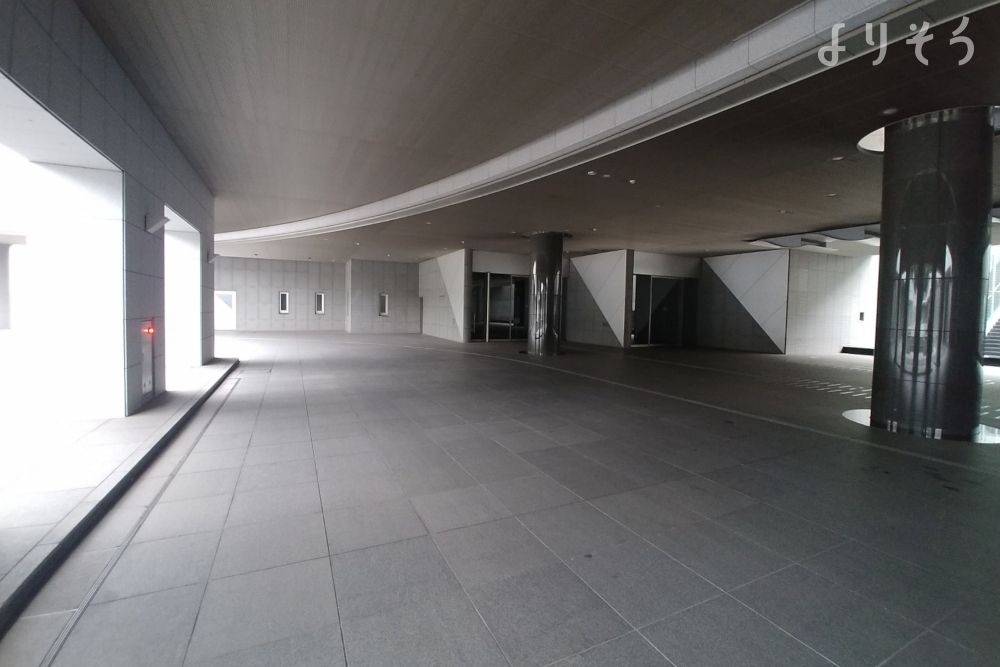 横浜市北部斎場の外観写真です（2枚目）