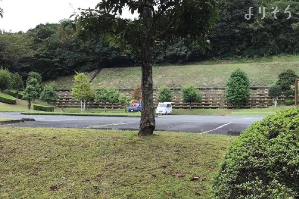 しんしろ斎苑の駐車場写真です（1枚目）
