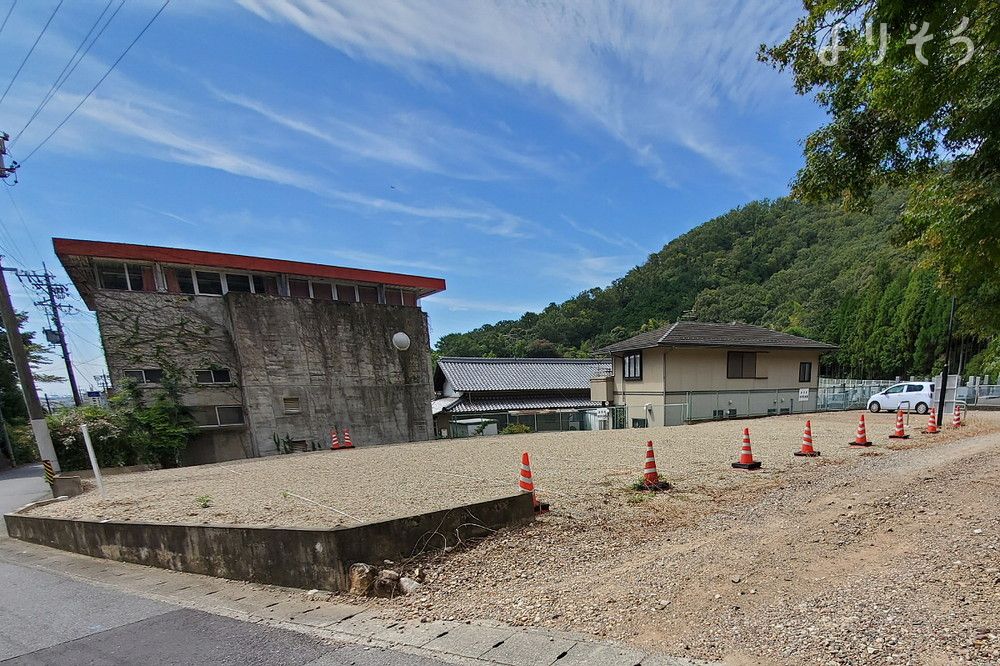 善龍寺の駐車場写真です（1枚目）