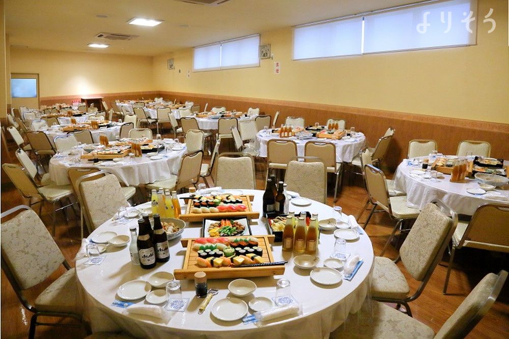 セレモニーホール涼風殿のお清め所（会食室）写真です