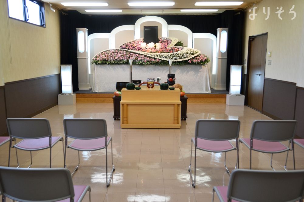よりそう提携斎場(千葉県八千代市ゆりのき台1-7-1)のホール写真です（2枚目）