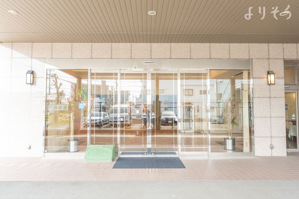 ベルコ豊隆殿羽根井ホールのエントランス写真です