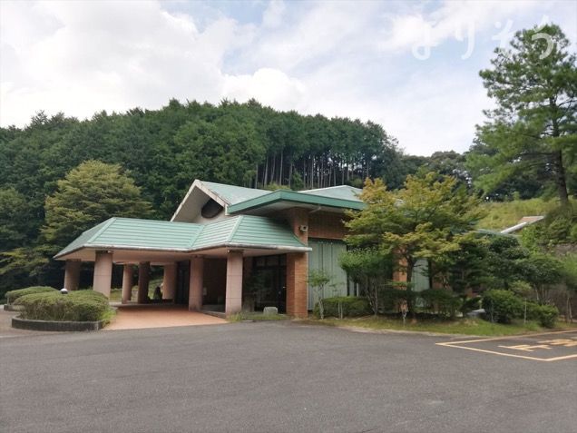 みやこ町葬斎場やすらぎ苑の外観写真です（3枚目）