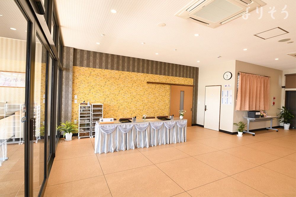 東海典礼桜町会館のエントランス写真です