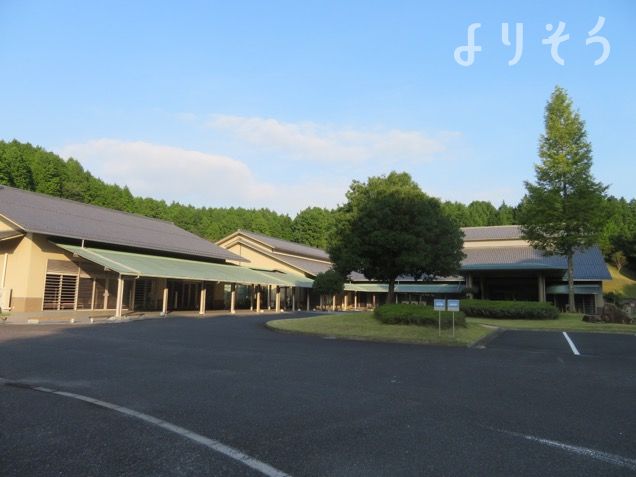 甲賀斎苑の外観写真です（2枚目）