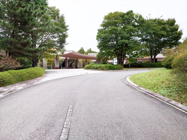 うしくあみ斎場の駐車場写真です
