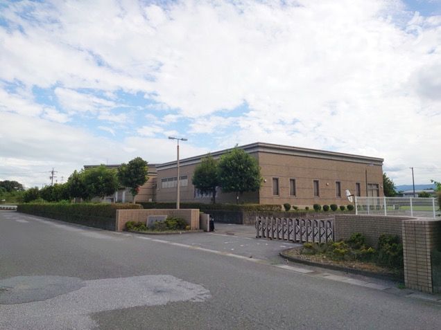 養老町役場 斎苑清華苑の外観写真です（3枚目）