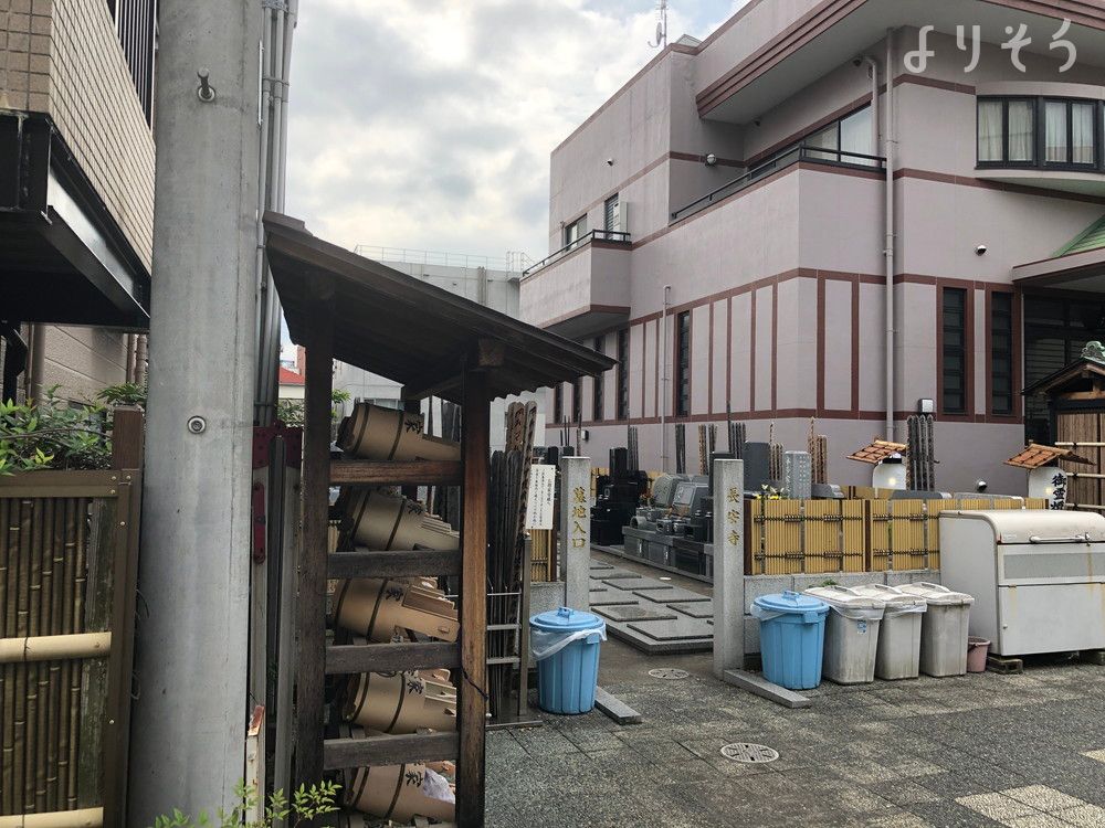長安寺会館の外観写真です（3枚目）