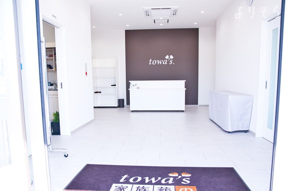 家族葬のトワーズ 新居のエントランスの画像