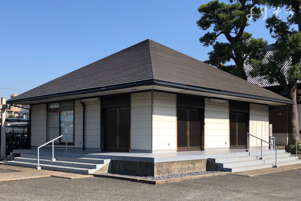 法田寺 天竺釈迦堂の外観写真です（2枚目）
