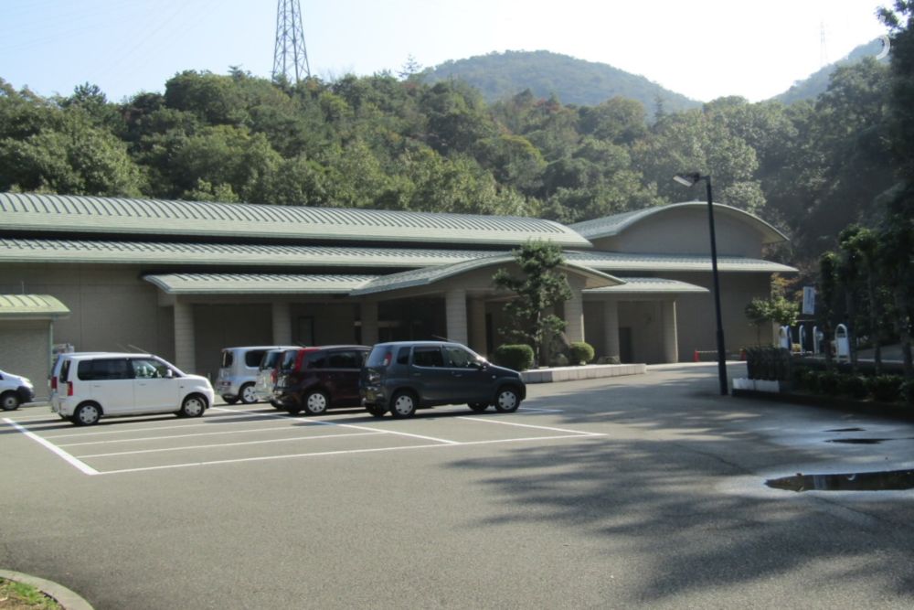 ささゆり苑の駐車場写真です（1枚目）