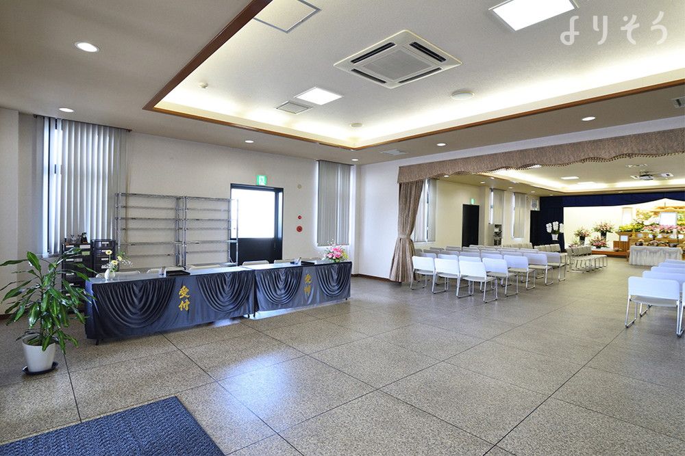 東海典礼金清寺会館のエントランスの画像