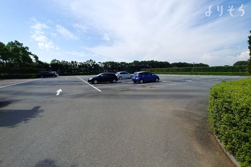 県央みずほ斎場の駐車場写真です