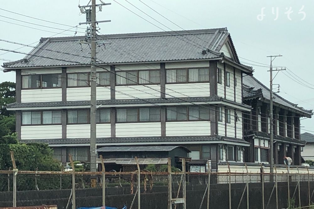 浄念寺ホールの外観写真です（2枚目）