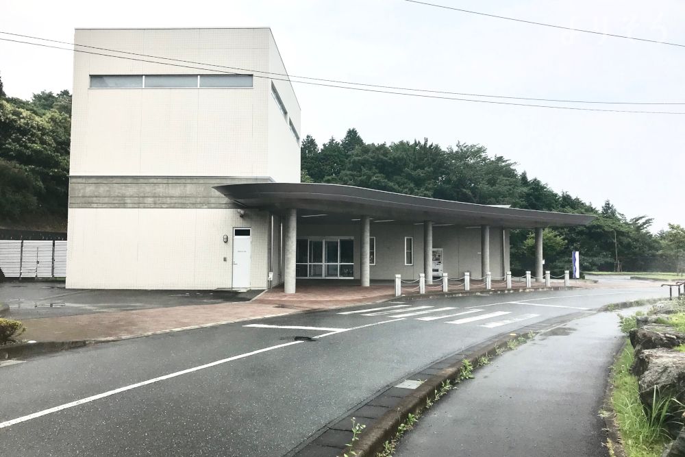 日立鞍掛山葬祭場の外観写真です（3枚目）
