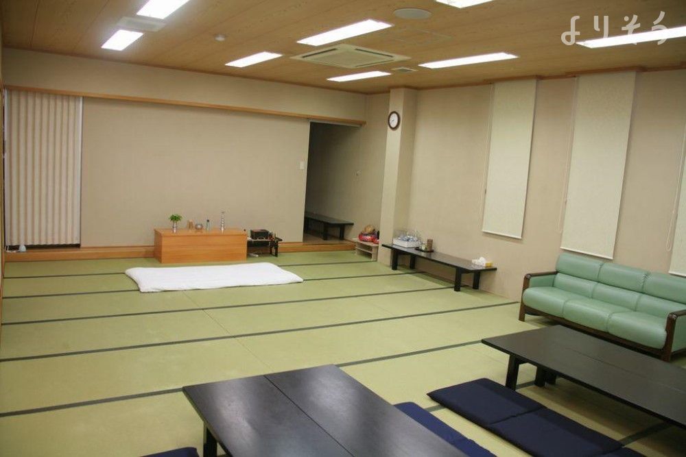 よりそう提携斎場(愛知県半田市稲穂町9‐77)の内観写真です（2枚目）