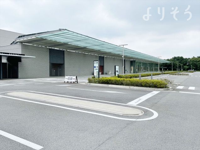 利根沼田広域斎場ぬまた聖苑の外観写真です（3枚目）