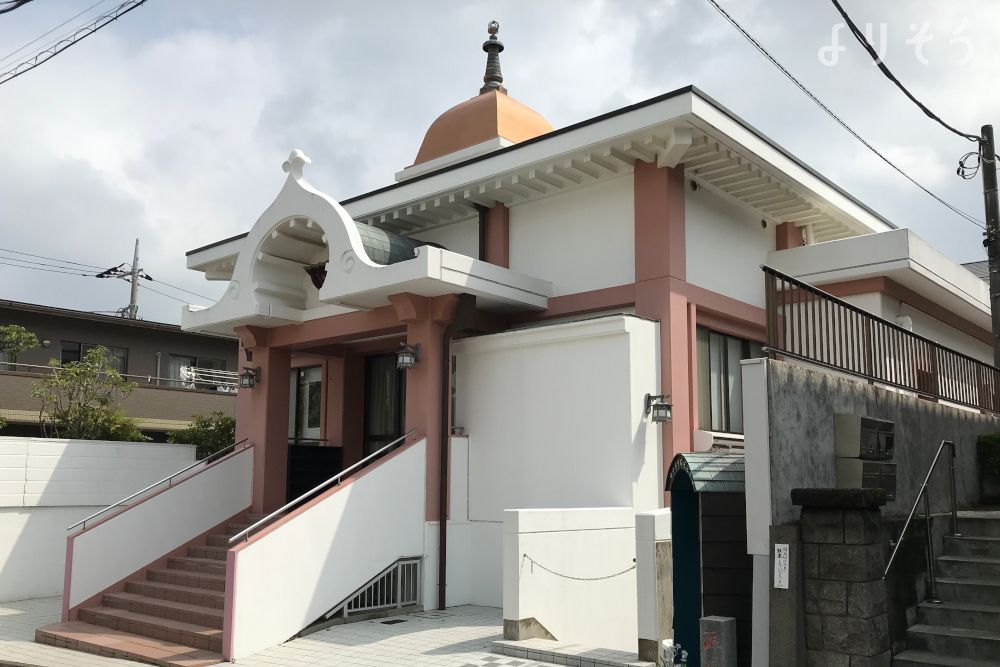 源照寺斎場の外観写真です（3枚目）